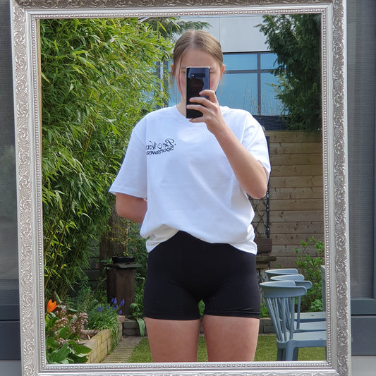 Training Oversized T-shirt - White BNS
